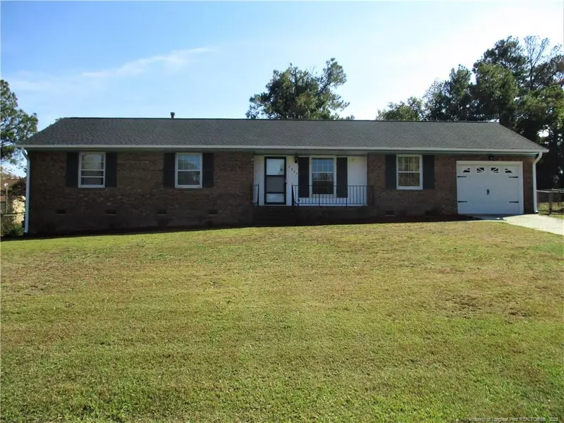 5227 Remington Road, Fayetteville, NC 28311