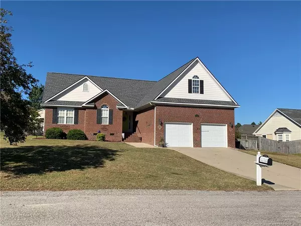 5428 Arnette Road, Hope Mills, NC 28348