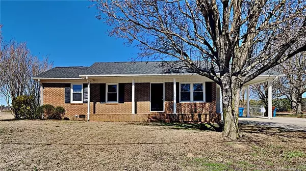 117 Holly Avenue, Dunn, NC 28334