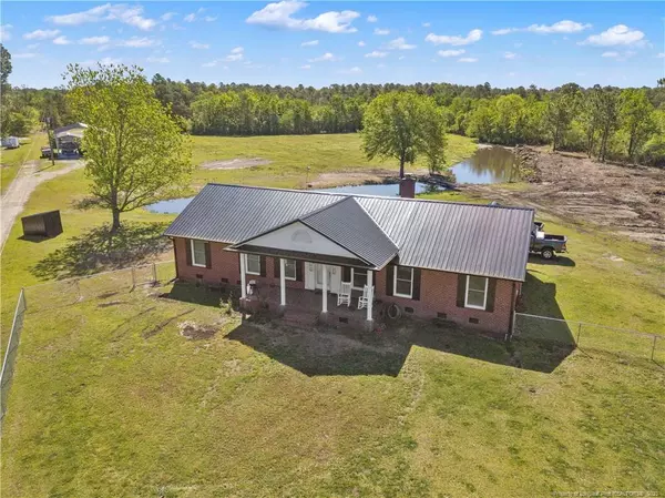 2174 Jack Richardson Road, Elizabethtown, NC 28337