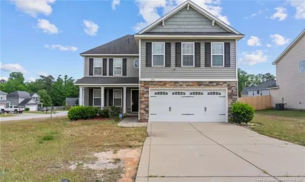 5241 Goshawk Drive, Hope Mills, NC 28348