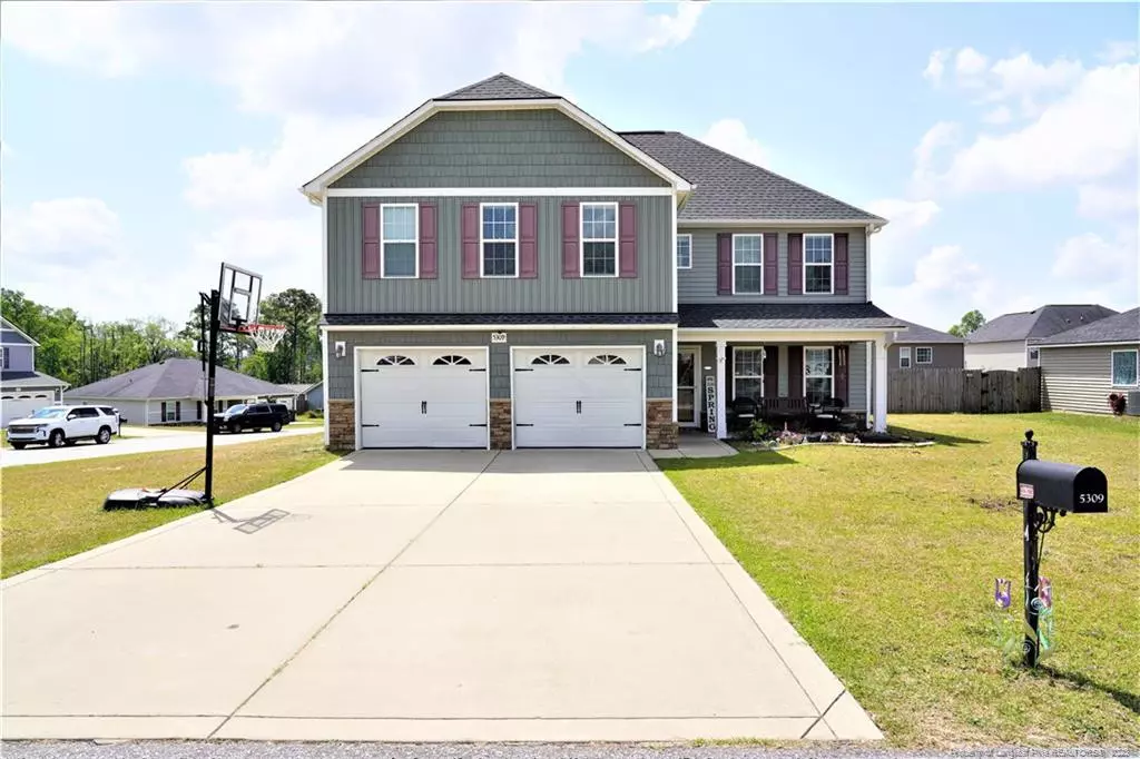 Hope Mills, NC 28348,5309 Goshawk Drive