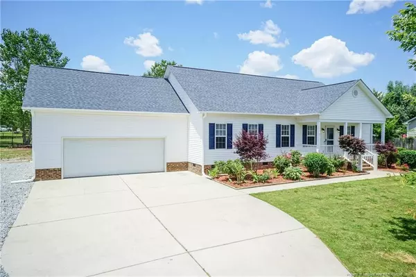 140 Tylerstone Drive, Fuquay Varina, NC 27526