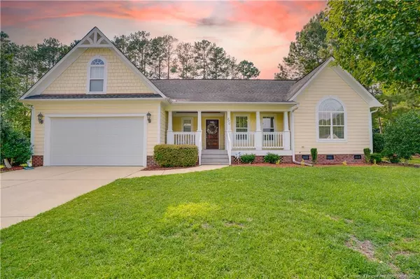 270 Orchard Falls Drive, Spring Lake, NC 28390