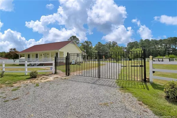 70 Tom Cat Lane, Roseboro, NC 28382
