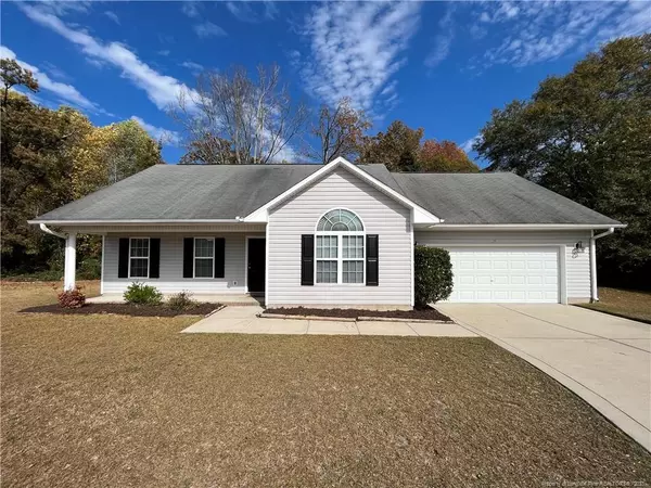 215 Quarry Lane, Raeford, NC 28376