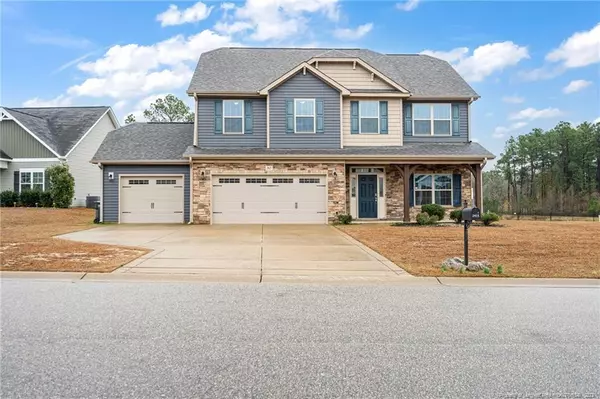 2415 Thomasville Court, Fayetteville, NC 28304