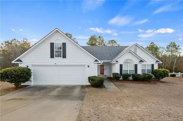 4027 Batesburg Drive, Hope Mills, NC 28348