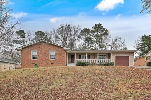 211 Murray Fork Drive, Fayetteville, NC 28314