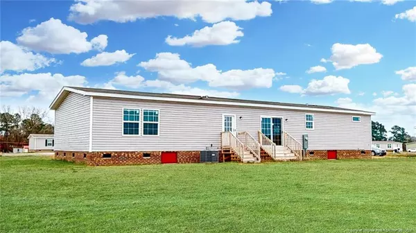 28 Bermuda Drive, Saint Pauls, NC 28384