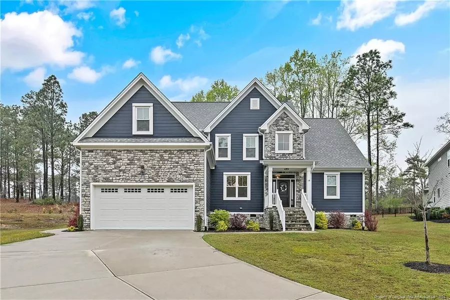 10 Heatherspring Way, Spring Lake, NC 28390