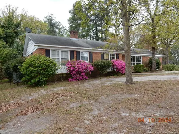 616 Galloway Drive, Fayetteville, NC 28303