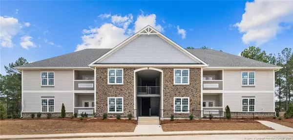 260 Gallery Drive #102, Spring Lake, NC 28390