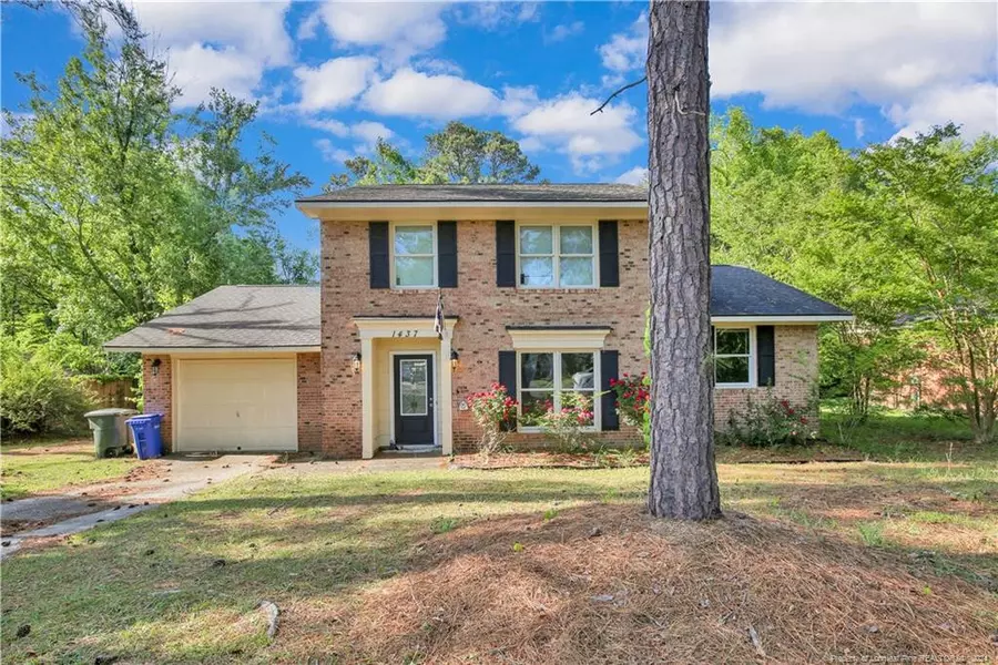 1437 Blairwood Drive, Fayetteville, NC 28304