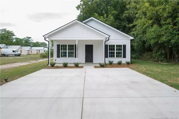 305 N Wilmington Avenue, Dunn, NC 28334