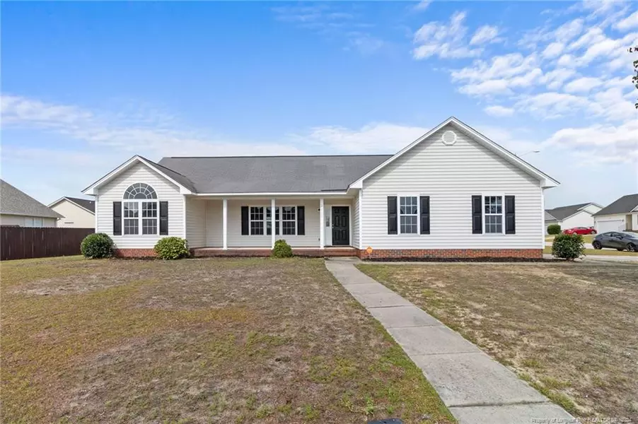 2252 Chasewater Road, Fayetteville, NC 28306