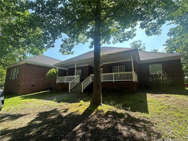 390 Winding Creek Drive, Carthage, NC 28327