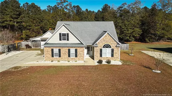 6517 SE Valley Falls Road, Hope Mills, NC 28348