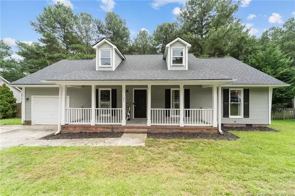 107 Stonesthrow Lane, Raeford, NC 28376