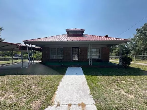 409 Oakland Avenue,  Hamlet,  NC 28345