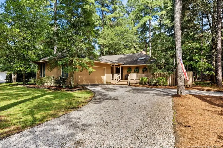 260 Lake Forest Drive, Pinehurst, NC 28374