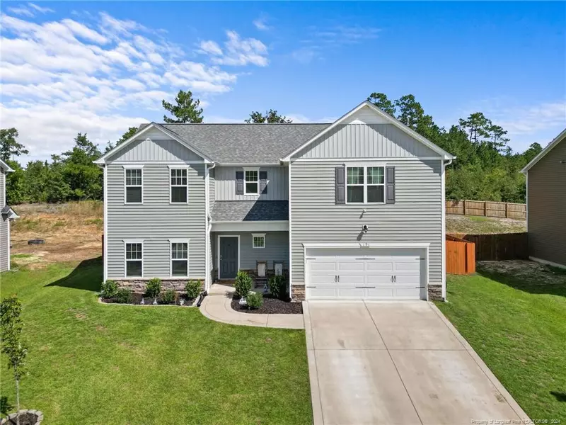 191 Ledgebrook Lane, Raeford, NC 28376