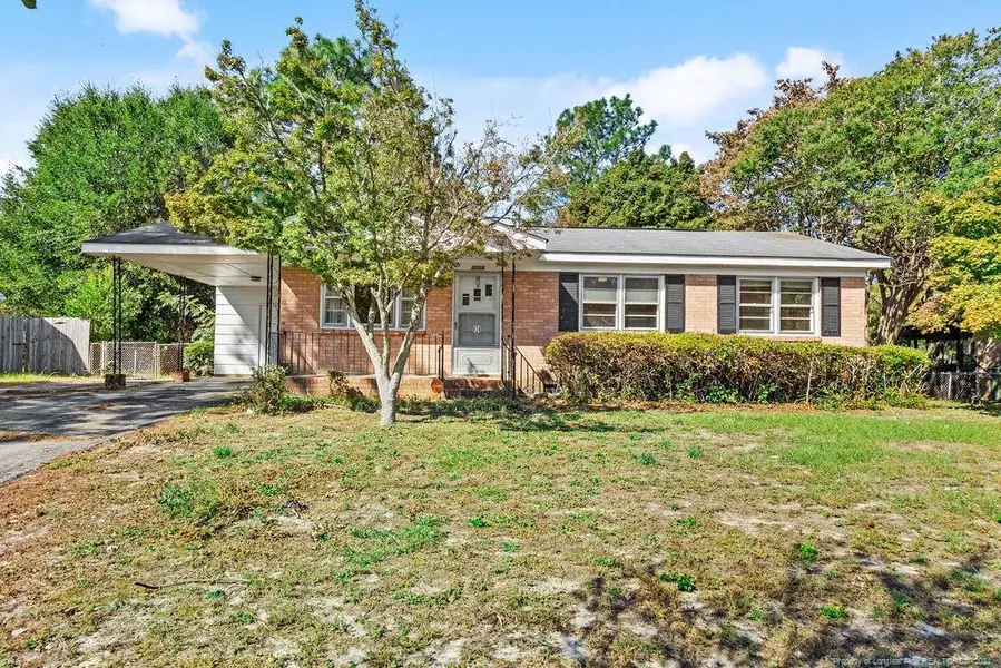 3256 Vardaman Avenue, Hope Mills, NC 28348