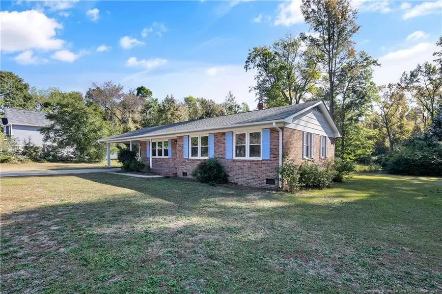 2870 Dunn Road, Eastover, NC 28312