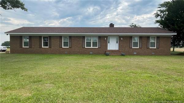 1424 Pope Road, Clinton, NC 28328