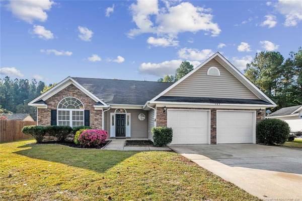 705 Fairfield Circle, Raeford, NC 28376