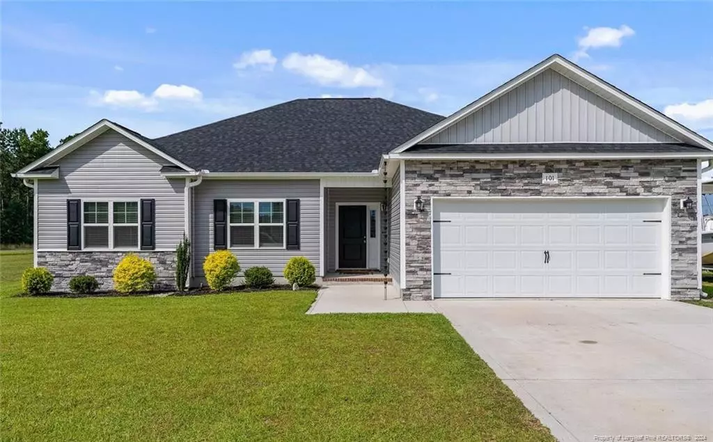 Richlands, NC 28574,101 Cherry Ridge Court