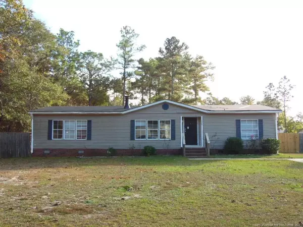 114 Ten Acre Trail, Raeford, NC 28376