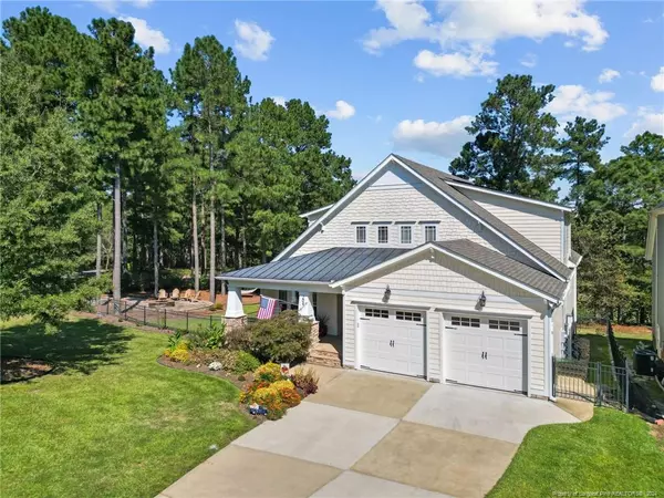 204 Lamplighter Way, Spring Lake, NC 28390