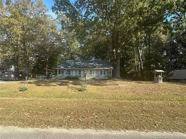 505 Hiking Trail, Benson, NC 27504