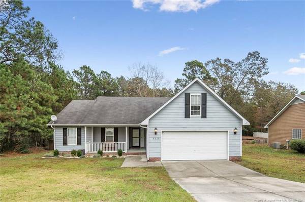 513 Northwoods Drive, Raeford, NC 28376