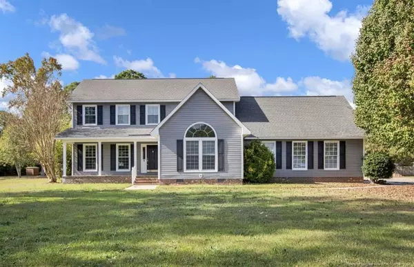 452 Foxwood Drive, Hope Mills, NC 28348