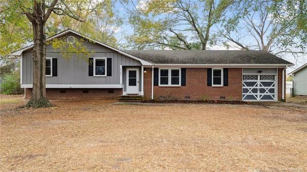 2182 Baywater Drive, Fayetteville, NC 28304