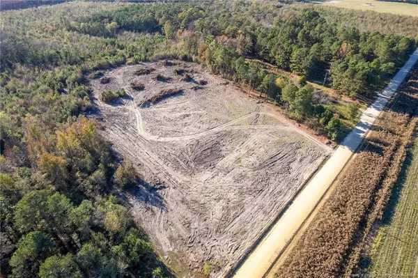 Mcneill Lake Road, Lumber Bridge, NC 28357