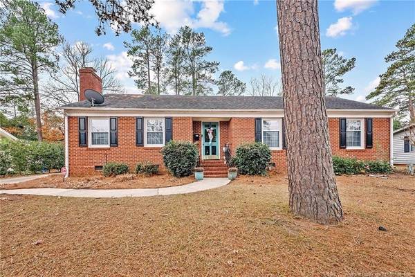 2527 Huntington Road, Fayetteville, NC 28303