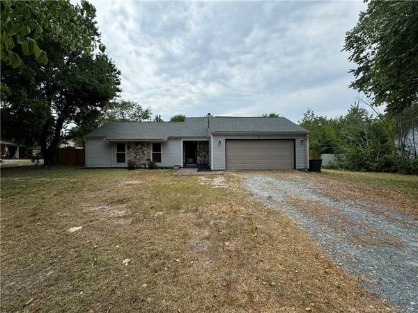 200 Sierra Trail, Spring Lake, NC 28390