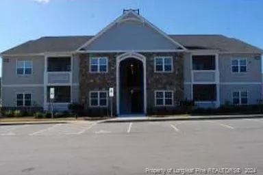 291 Gallery Drive #201, Spring Lake, NC 28390