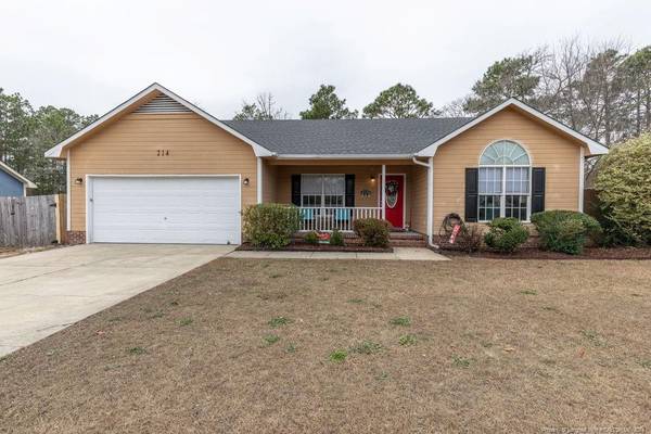 214 Longleaf Pines Drive, Raeford, NC 28348