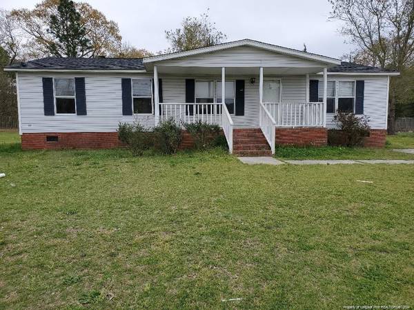 1701 Obannon Drive, Raeford, NC 28376