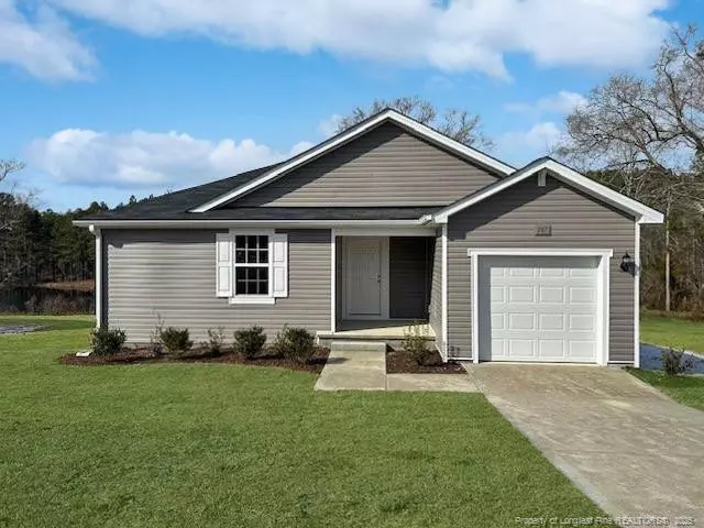 187 Happy Trail Road, Aberdeen, NC 28315