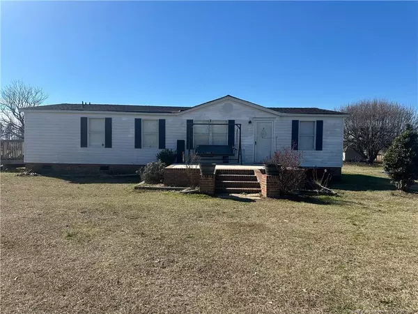 2216 Elrod Road, Maxton, NC 28364