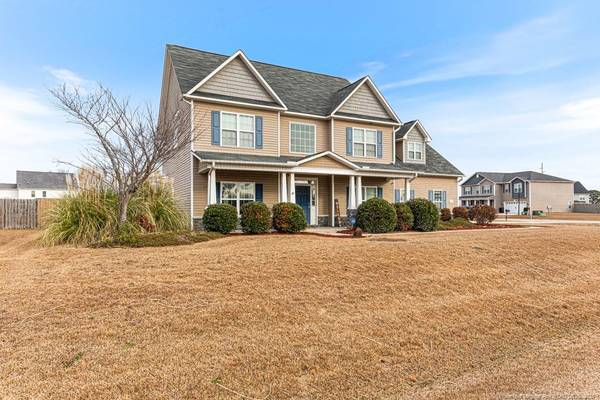 6602 Planters Row Drive, Hope Mills, NC 28348