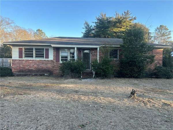 602 E FOURTH Avenue, Hamlet, NC 28345