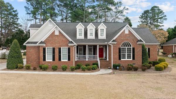 5517 Labrador Drive, Hope Mills, NC 28348