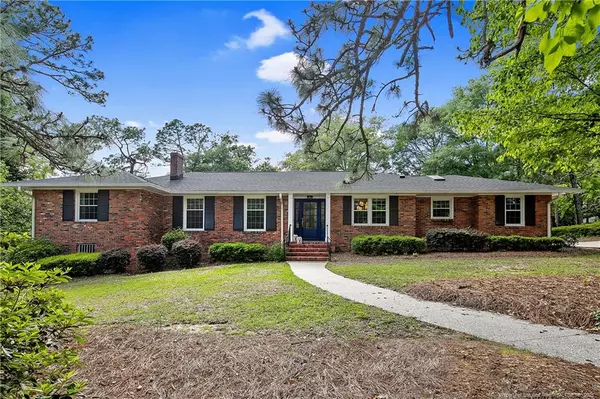 300 Woodcrest Road, Fayetteville, NC 28305