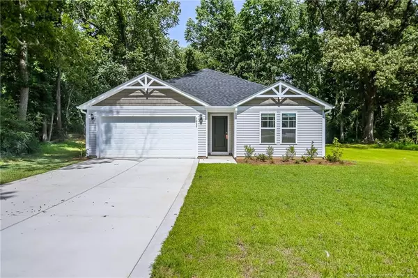 5829 Panther Drive, Hope Mills, NC 28348